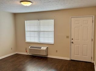 801 E Main St #44, Rogersville, TN 37857