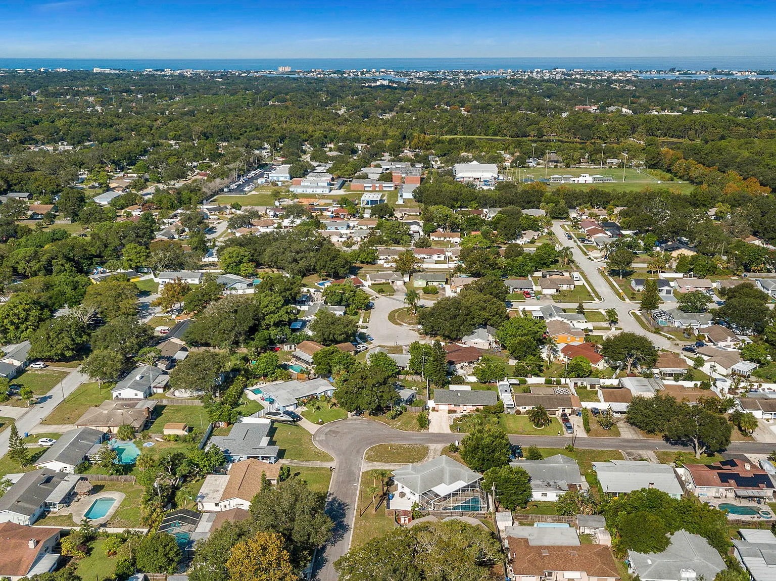 Valencia Dr W, Largo — Photo 2