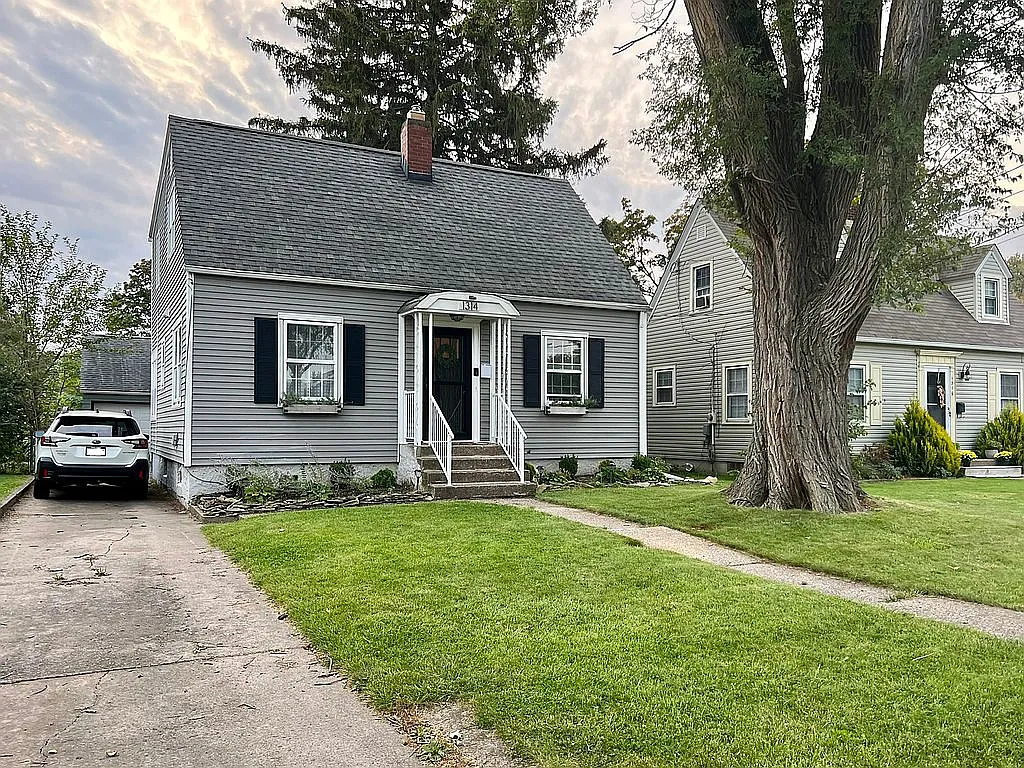 1314 McKinley St photo 1
