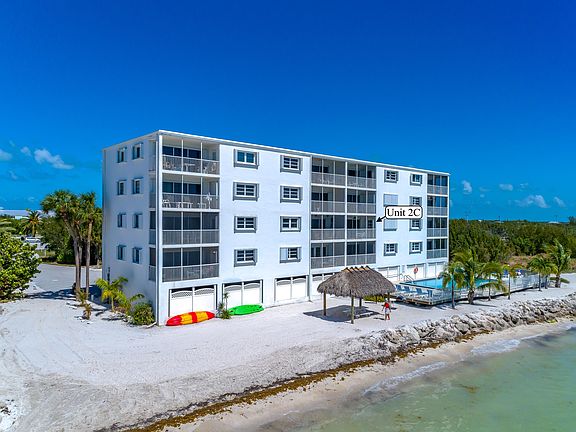 2nd image of 135 Coco Plum Dr APT 2C