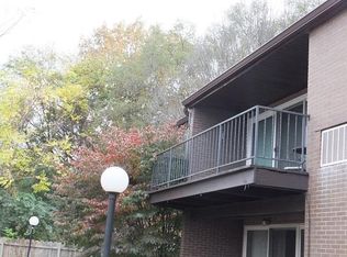 2500 Topsfield Rd APT 302, South Bend, IN 46614