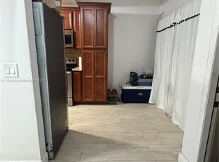 8045 SW 21st Ct, Davie, FL 33324