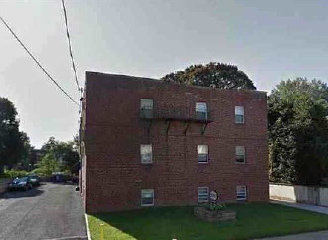 2nd image of 8228 Elberon Ave