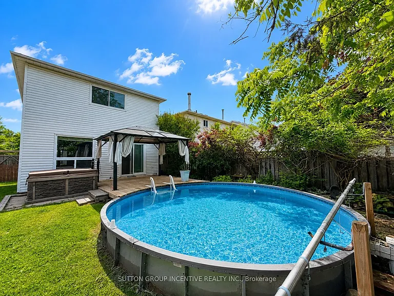 90 Moon Dr — Photo 32