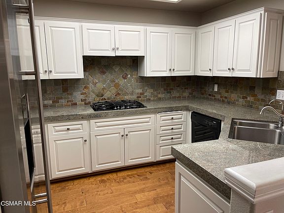 4th image of 958 Blue Mountain Cir