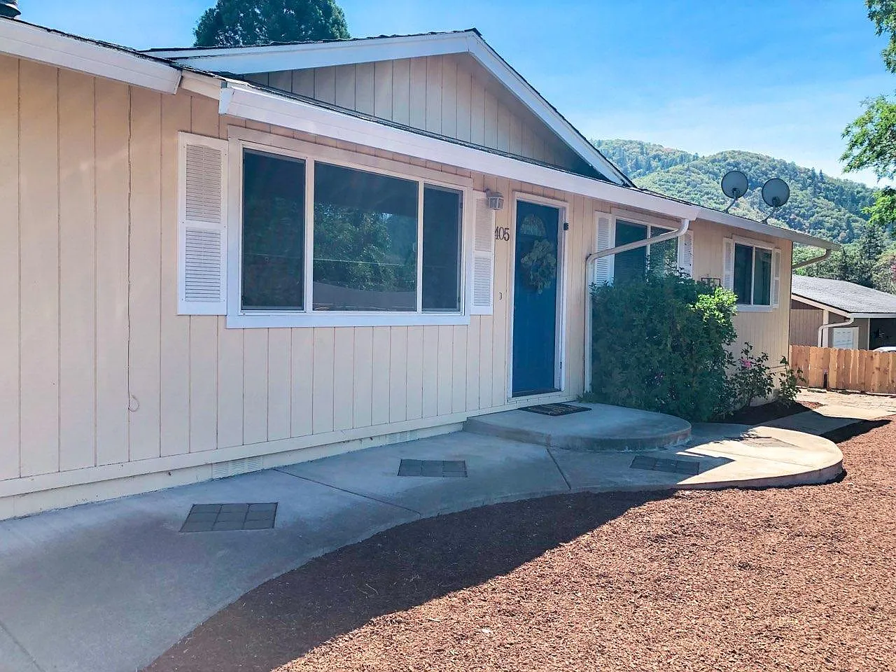 405 Placer St photo 1