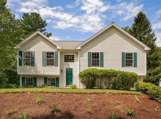 21 Hill St, Hanson, MA 02341