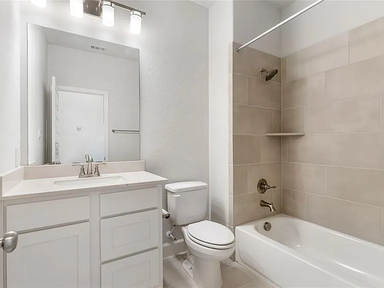 28926 Creekside Bend Dr — Photo 26