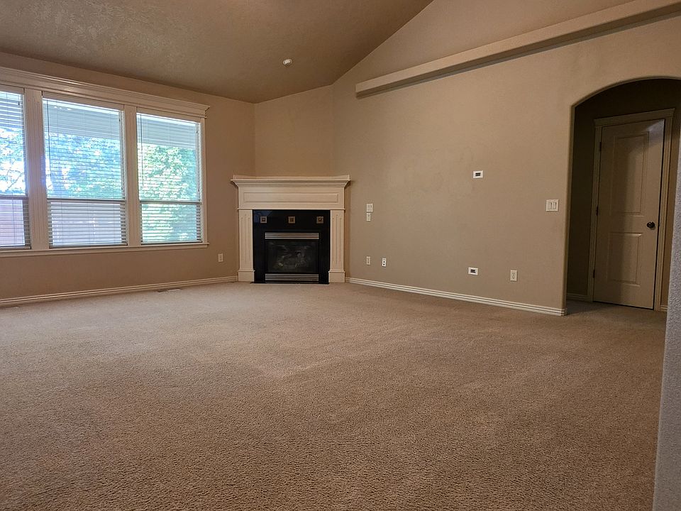2nd image of 3393 S Shortleaf Ct
