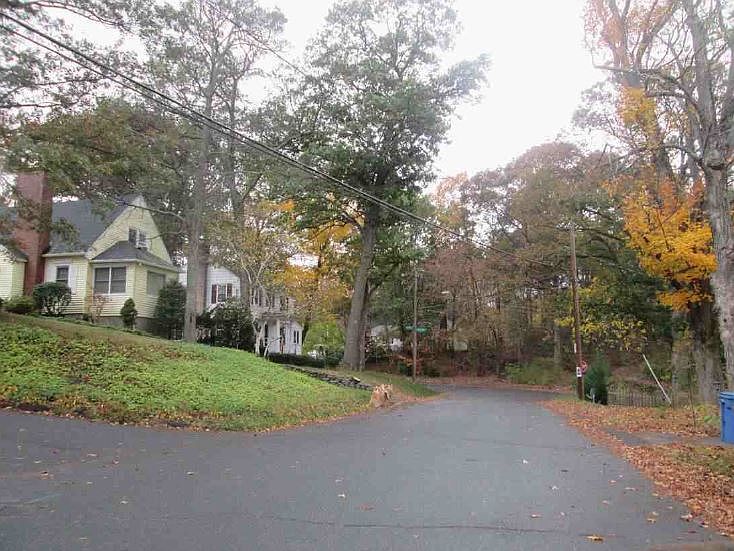2nd image of 164 Westwood Ave