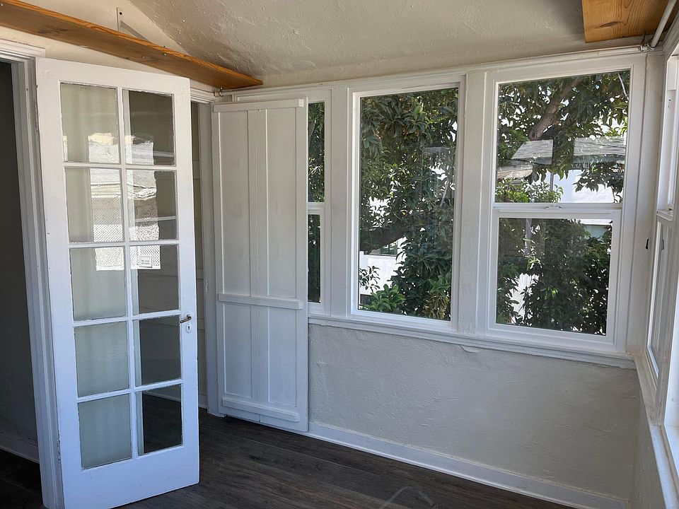 Bonus Room with lots of natural light