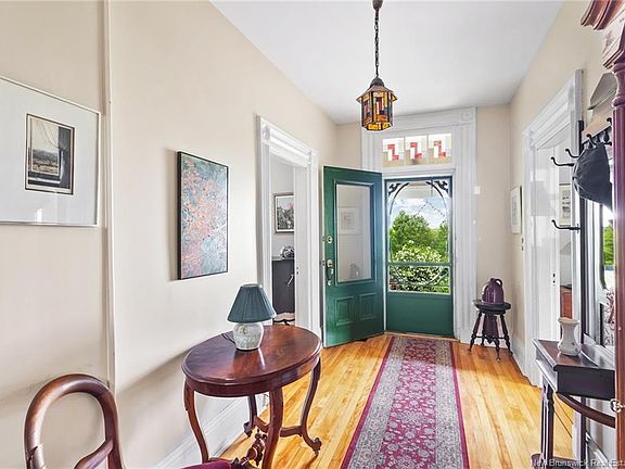 3rd image of 94 Tilley Rd