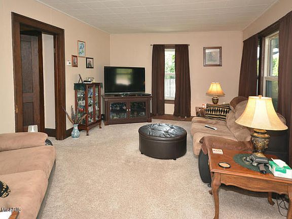 2nd image of 283 W Michigan Ave