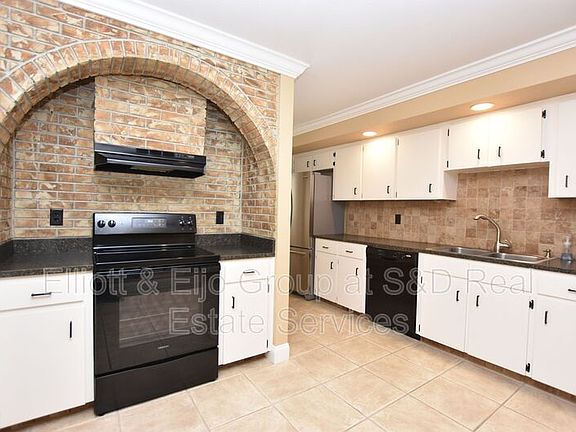 2nd image of 6340 Timucuans Dr