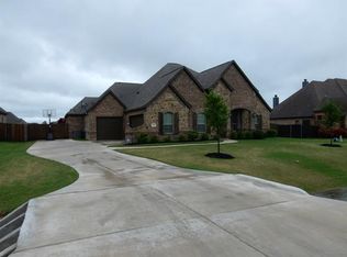 1208 Whisper Willows Dr, Haslet, TX 76052