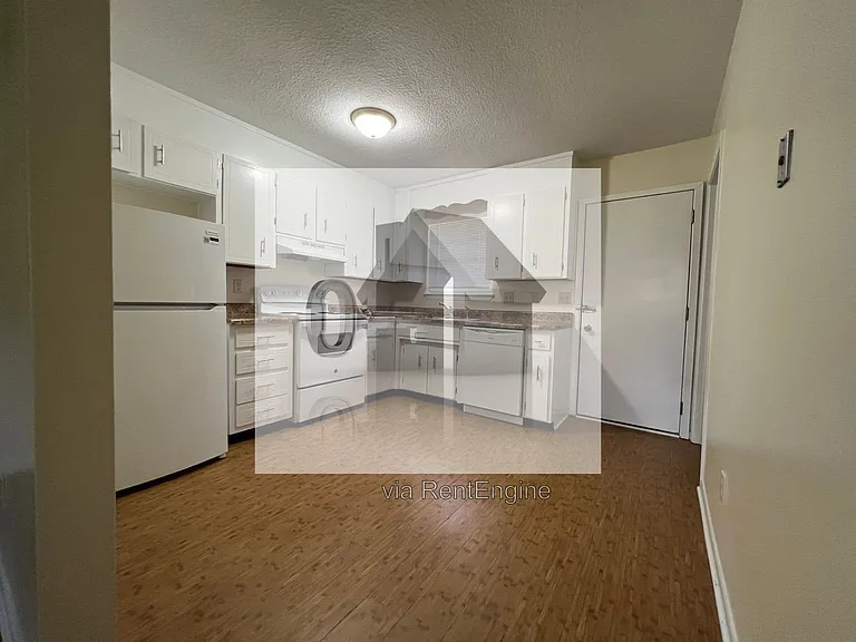 4935 Yacht Harbor Dr — Photo 5