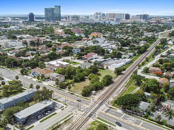 4th image of 1020 Palm Beach Lakes Boulevard