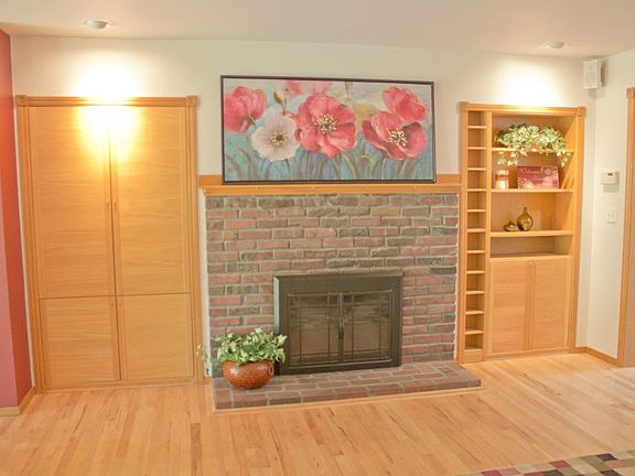 5th image of 10418 NE 110th St