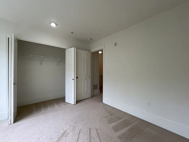 836 NW 118th Ave #102 — Photo 30