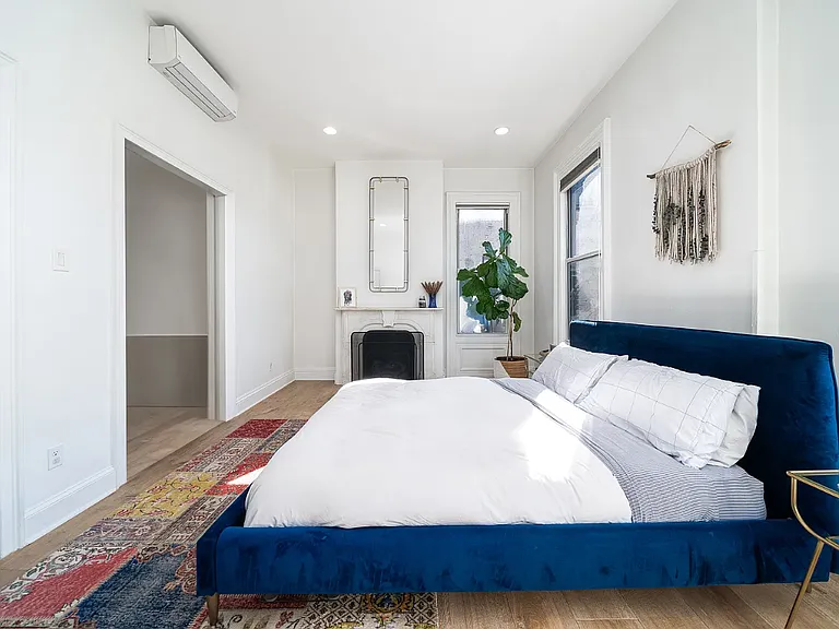 60 Linden Ave #1 — Photo 10
