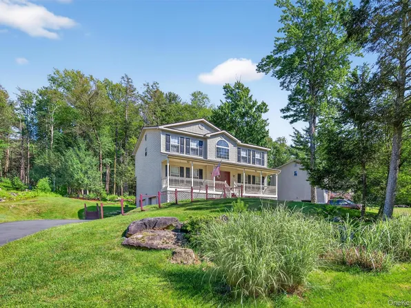 20 Bristol Circle, Rock Hill, NY 12775