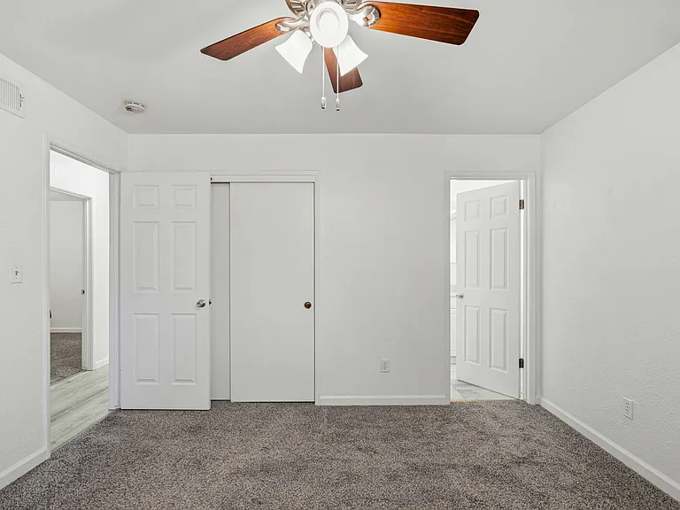 2025 Sweetwater Dr — Photo 16