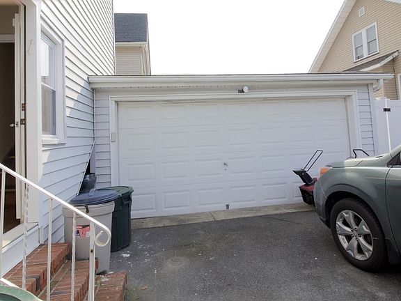 5th image of 3-13 Morlot Ave #2X