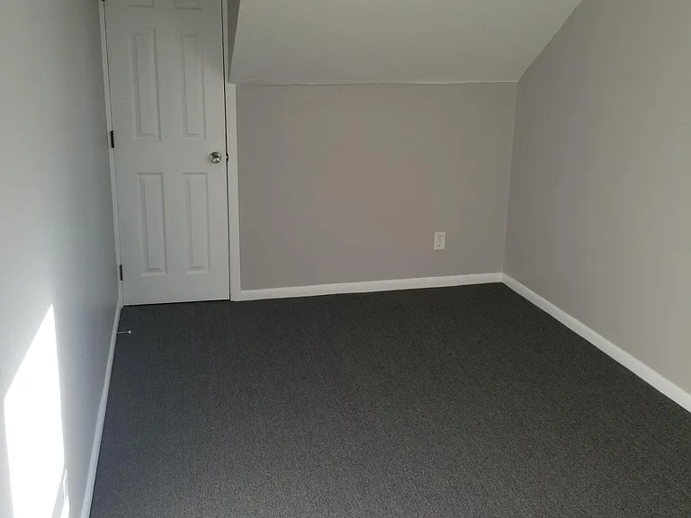 1127 Lake St — Photo 10