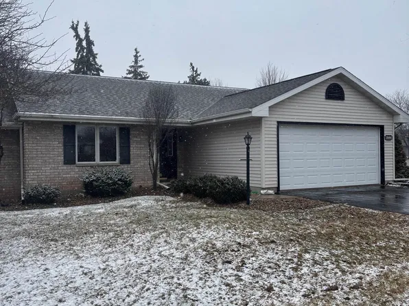 2495 Security Dr, Oshkosh, WI 54904