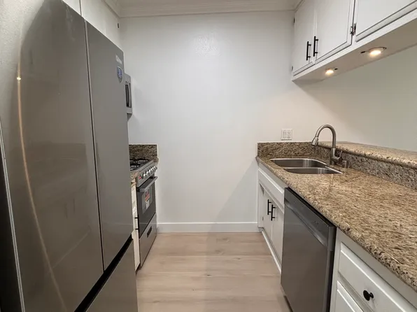 3320 Redondo Beach Blvd, Torrance, CA 90504