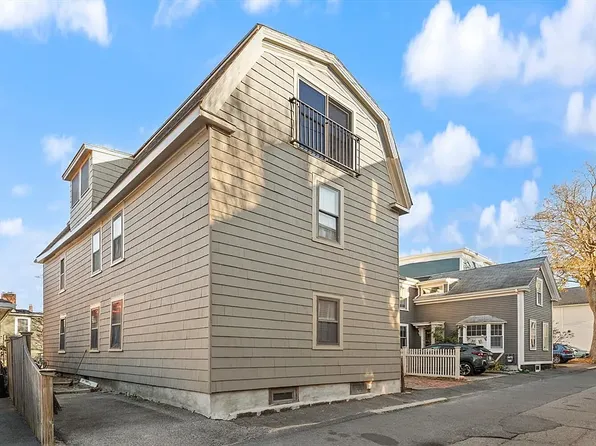 5 Herbert St, Salem, MA
