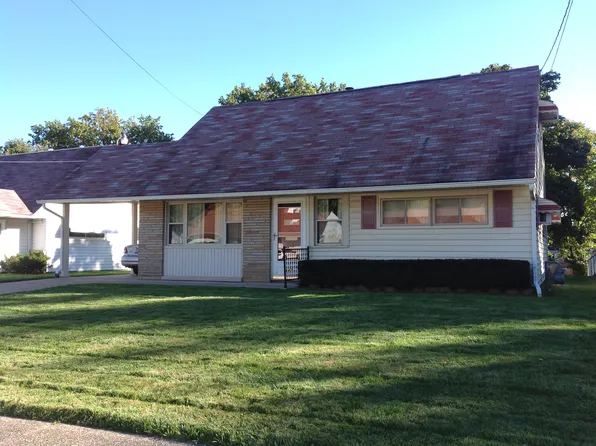 147 Catherine Ln, Alliance, OH 44601