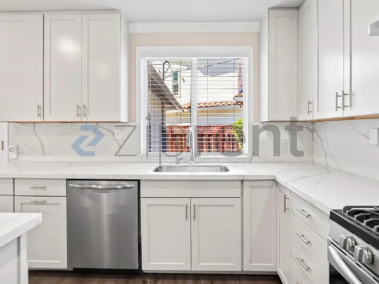42386 Barbary St — Photo 13