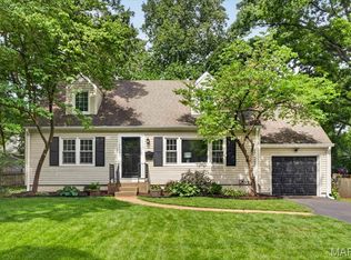 1117 Elm Dr, Saint Louis, MO 63119