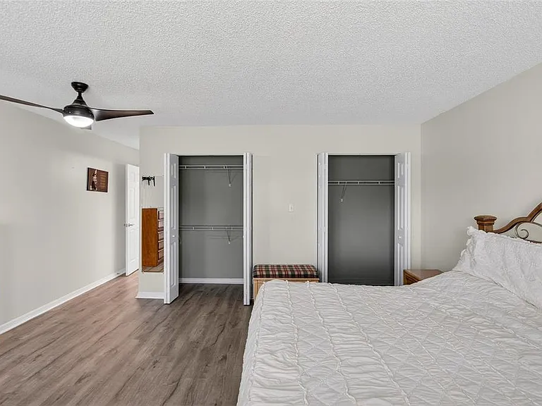 2221 Ivan Ct — Photo 23