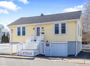 420 Baker St, West Roxbury, MA 02132