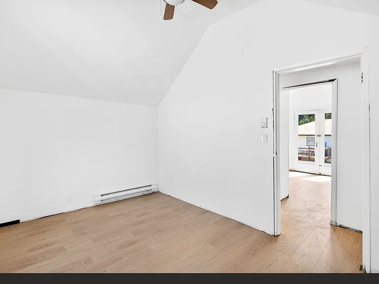 12822 229th St — Photo 16