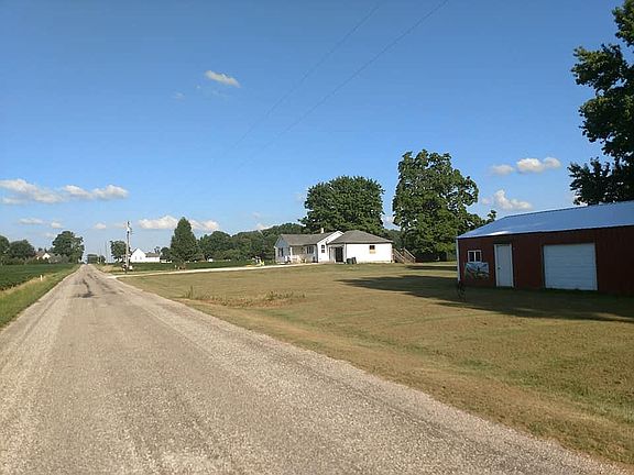 3rd image of 6949 W County Road 800 N