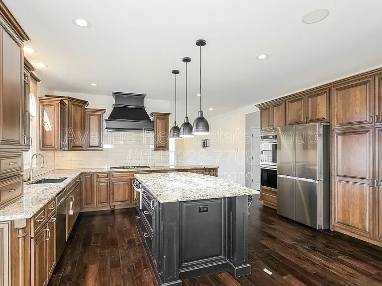 17711 Westhampton Woods Dr — Photo 14
