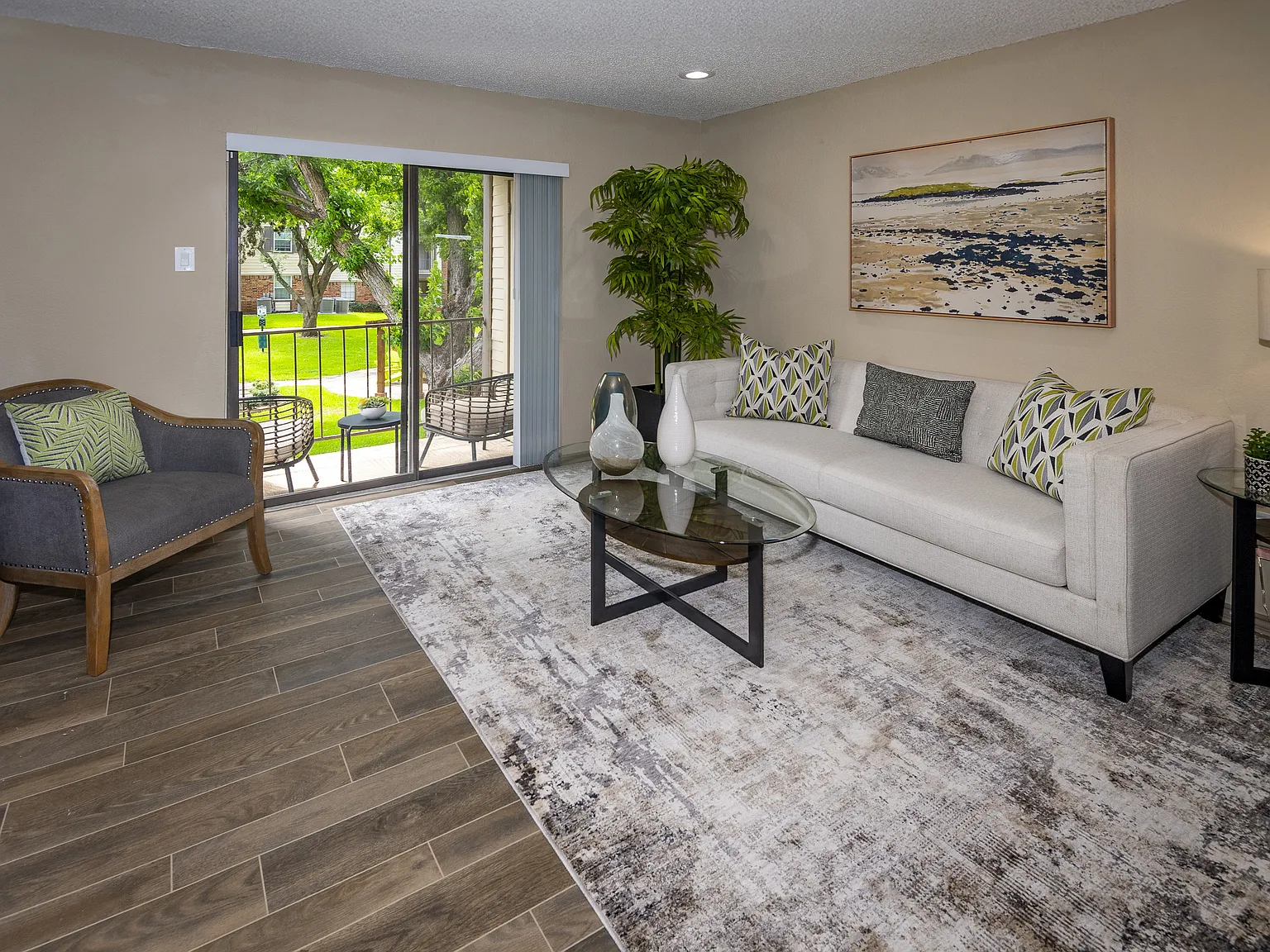 Park West Apartments — Photo 1