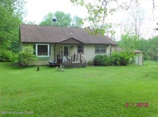 2303 Gravel Rd, Canadensis, PA 18325
