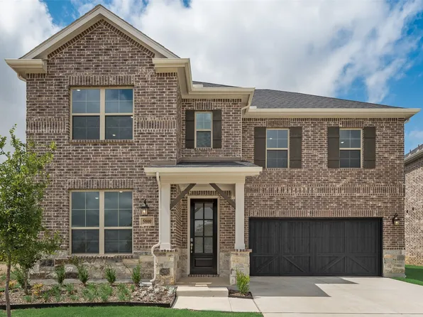 5800 Edward Dr, Aubrey, TX 76227