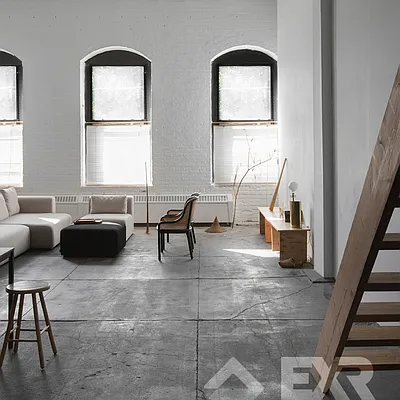 Rented by EXR | media 12