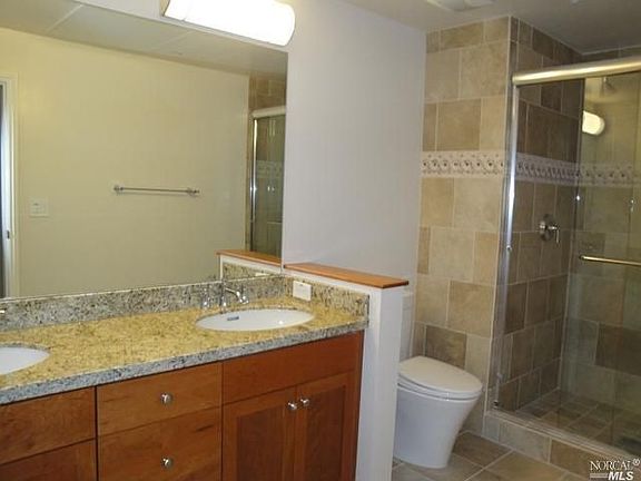 2nd image of 588 Main St Unit 315