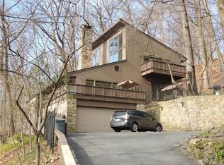7 Tanglewood Rd, Easton, PA 18042