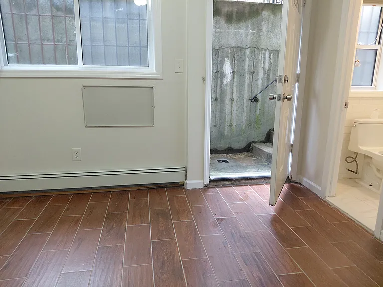 1813 Prospect Pl #1 — Photo 11