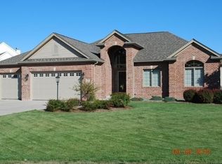 5127 Pine Tree Crk, Racine, WI 53402