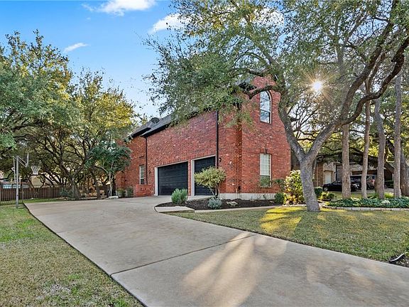 4th image of 1505 Pinehurst Ln