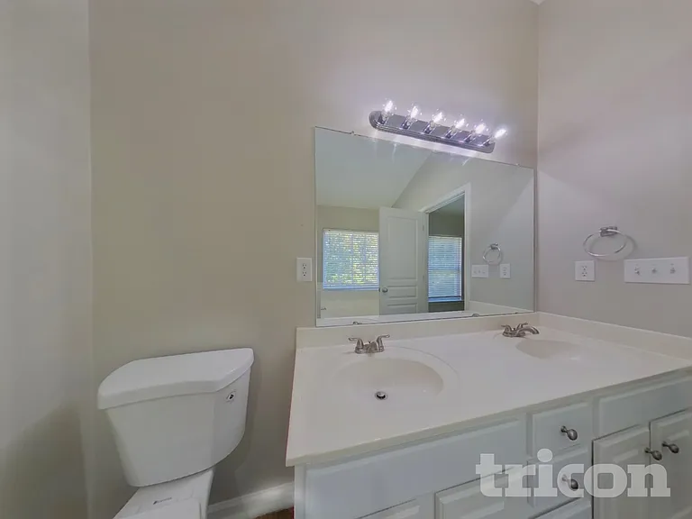 1619 Bitter Creek Dr — Photo 12