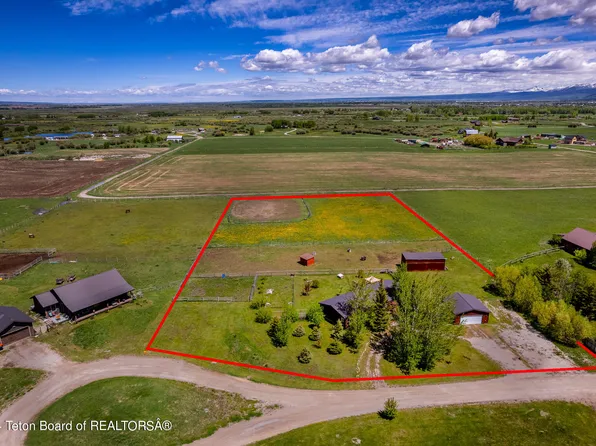 1916 Diamond T Trl, Victor, ID 83455